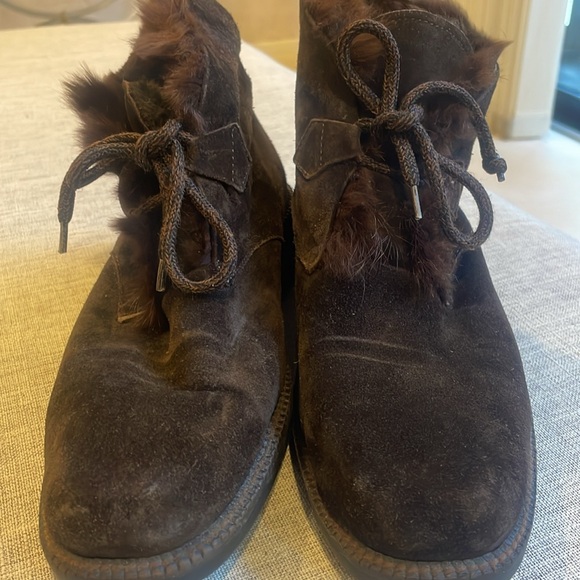 Stuart Weitzman Brown Suede and fur ankle desert boot size 9 - Picture 4 of 13